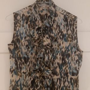 Quintessential Women's sleeveless blouse